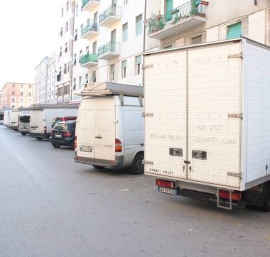 Furgoni in sosta permanente 