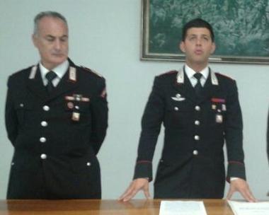 Da sinistra il luogotenente Massimiliano Massimi e il tenente Fabio Manzo