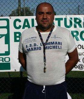 Il mister del Lammari Fracassi ha chiesto ai suoi una gara tutta grinta contro la Massese       