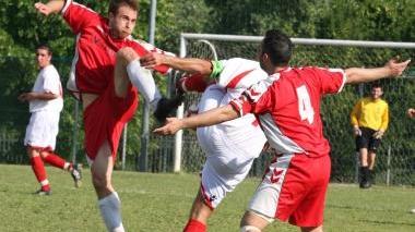 Una partita di Terza Categoria e Roberto Fenzi