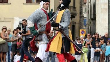 L’esibizione di due figuranti del Corteggio Storico