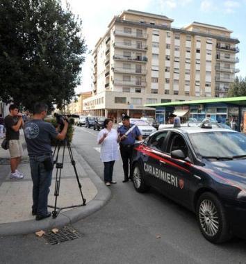 Un momento del film con una pattuglia dei carabinieri