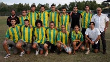 Il gruppo del Montespertoli che prenderà parte al campionato di Seconda categoria 2011/2012