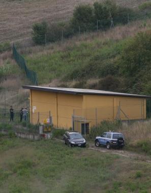 I controlli degli artificieri nellazienda di Terricciola 