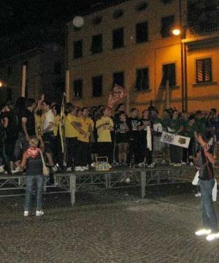 Alcuni momenti dei Giochi senza frontiere a Buti 