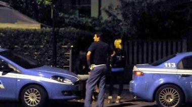 La polizia sul luogo dove è avvenuto il ferimento