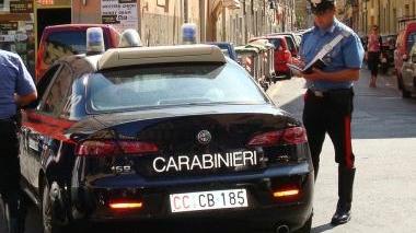 Una pattuglia dei carabinieri in azione