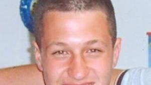 DEDICATO A LUCA «Per i tuoi 18 anni un augurio speciale per un ragazzo speciale! Buon compleanno ...