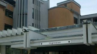 L’ingresso dell’ospedale di Pescia
