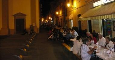 Il commercio scende in strada