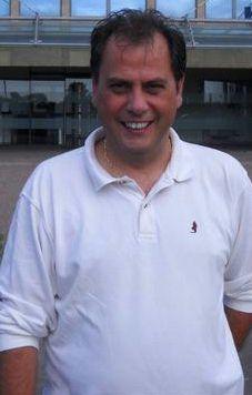<b>GEOMETRA. </b>Alessandro Ollson       