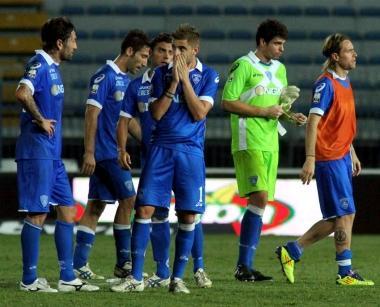 Facce lunghe (per gli azzurri) alla fine del match Per lEmpoli &egrave; appena arrivata la terza sconfitta consecutiva 