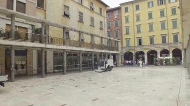 Largo Ciro Menotti ristrutturato di recente