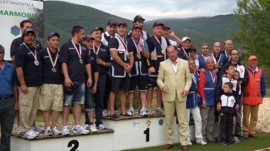 I tiratori cecinesi durante la premiazione