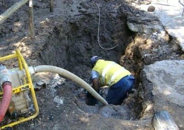 <b>FIORA.</b> Tecnici a lavoro 