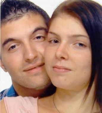 16 ANNI PER ASJA!