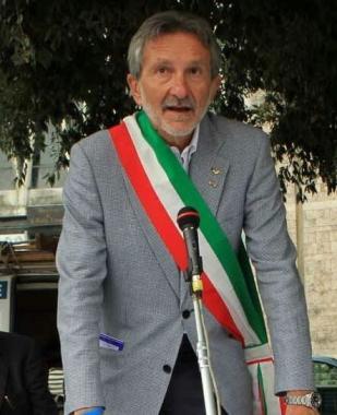 Il sindaco Giuseppe Bellandi