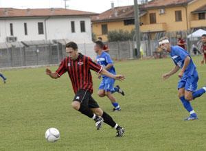 Fc Lucca 2011 e Ghivizzano vanno avanti in Coppa Italia