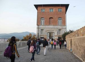 Con un giorno di ritardo arriva il sostegno al ragazzo disabile