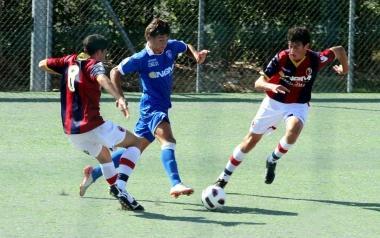 Unazione di gioco della gara della Primavera azzurra contro il Bologna giocata ieri a Santa Maria 