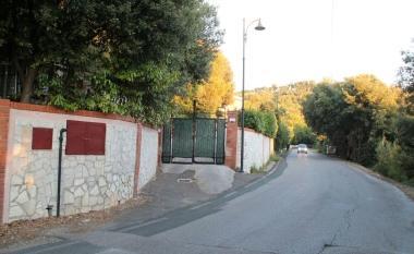 Lingresso della villa a Montenero a Livorno in cui ha vissuto Maurizio Bandettini     