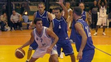 Basket, ora si fa sul serio
