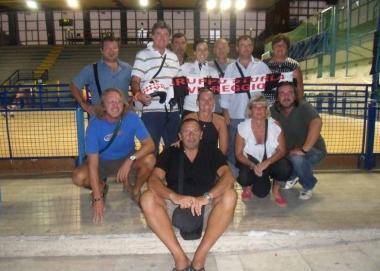 <b>CON I TIFOSI.</b> Agostina Sturla (al centro) con i supporter bianconeri 