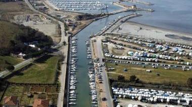 <b>L’INCONTRO.</b> Sul porto tra Bizzarri e Ferragamo