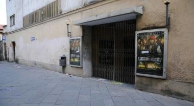 Il cinema Italia in via S. Gemma Galgani e Maximiliano Dotto presidente di Ezechiele 