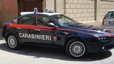 Una volante dei carabinieri