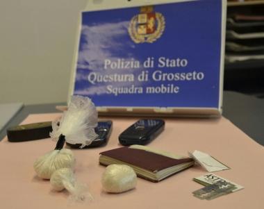 <b>SEQUESTRATI.</b> Droga, telefonini, agenda e due lamette 