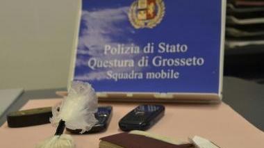 <b>SEQUESTRATI.</b> Droga, telefonini, agenda e due lamette
