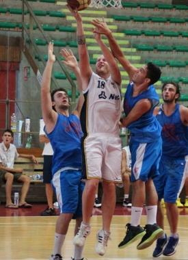 <b>ATTESI.</b> Un attacco del Don Bosco       