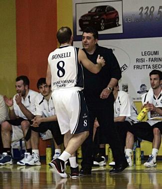 Il coach della Meridien Monsummano Marco Baldini con Bonelli 