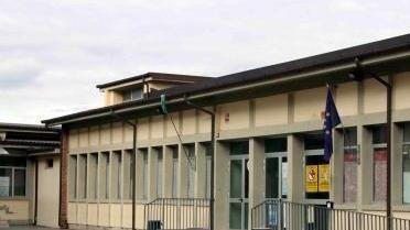 <b>IN BALIA DEI LADRI E... DELLO SPORCO.</b> Le scuole materne Vera Vassalle al Marco Polo
