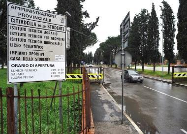 <b>CITTADELLA DELLO STUDENTE.</b> I cancelli dingresso 