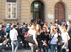 La classe con 41 studenti sarà sdoppiata