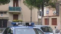 Cinese tenta la spaccata: arrestato dalla polizia