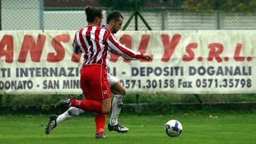 Una partita della Cuoiopelli che oggi gioca il derby col Cascina