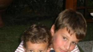 Tanti auguri ad Alessio che oggi compie due anni da parte del fratello Simone (con lui nella foto), ...
