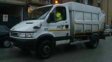 Furto di gasolio ai furgoni Ascit, nomade arrestato e condannato