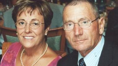 NOZZE DI RUBINO «A Renata e Bruno i nostri più cari e sinceri auguri per il vostro ...