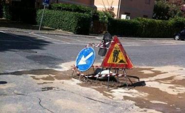 <b>POLEMICA.</b> Per la strada continuamente allagata 