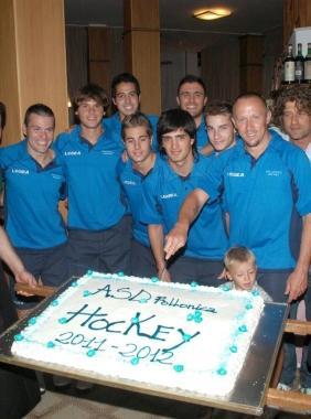 <b>FESTA.</b> Il taglio della torta 