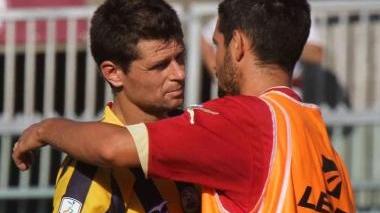 <b>AMARCORD. </b>Tomas Danilevicius abbraccia Martin Miglionico prima del via