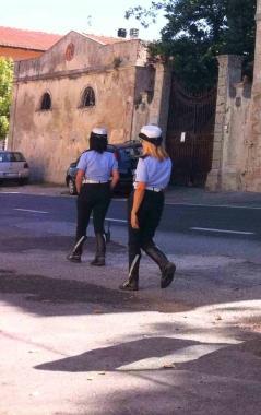 Agenti della municipale al lavoro