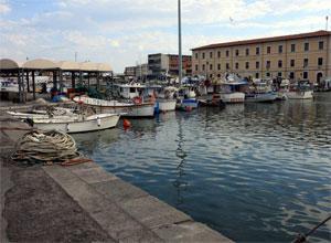 Immigrazione: colori, suoni e culture, salpato peschereccio Sel