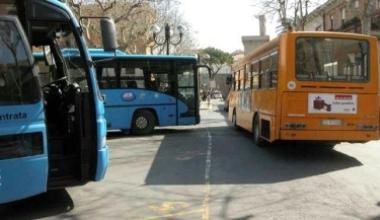 Tagli ai bus, disagi per i bimbi delle materne