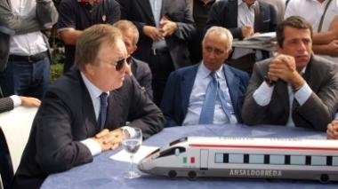 Il trenino di AnsaldoBreda passa sul tavolo del ministro Matteoli