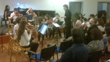 Bimbi a scuola di musica